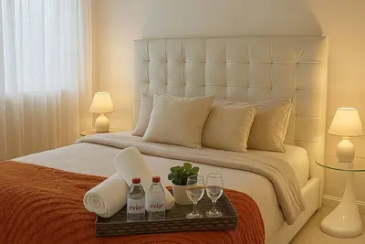 Image de Family friendly central located home in Miami for 8