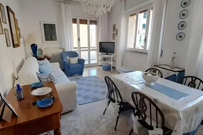Image de Appartement « Zaffiro avec garage » avec terrasse privée, Wi-Fi et climatisation