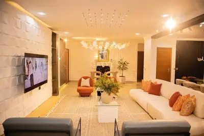 Image de 3 Bedroom En-Suite, Wi-Fi, Secured, 24/7 Power