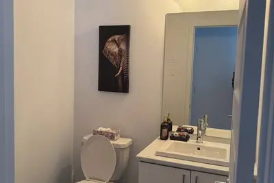 Image de Confort prémium, Appartement Chic, Spacieux & Tout Équipé