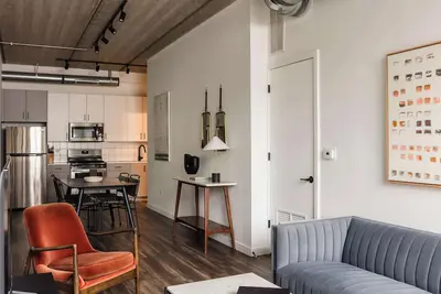 Image de Luxury Designer Loft 302 | River North