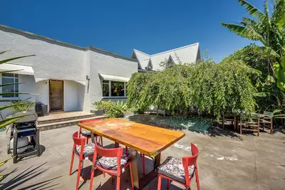 Image de Deco-licious - Napier Holiday Home