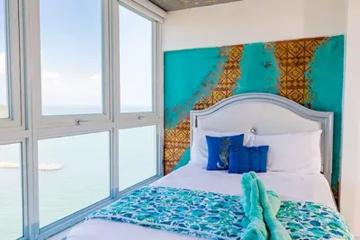 Image de Ocean view condo with pool & fits 3