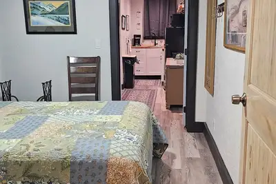 Image de Cozy 1-bedroom space in peaceful Riggins in walking distance to town amenities