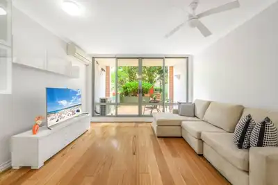 Image de Redfern 2Br Apt with balcony free parking near Cbd
