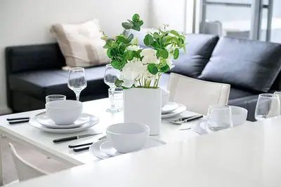 Image de Canterbury fashion 2Br steps to Train & Woolworths