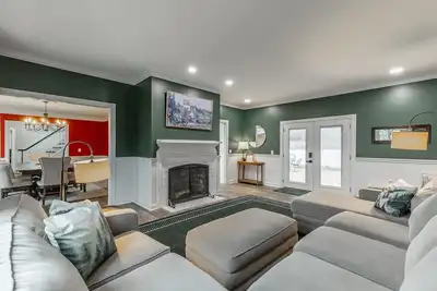 Image de Escape to Hilltop Hideaway in Chattanooga—4 beds, 3 baths, mountain views, sleeps 8!