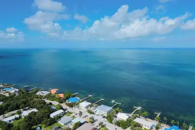 Gulfside Gem   2bed/2bath Open Water Waterfront Escape