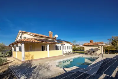 Image de Casa Berton – Heated Saltwater Pool, Labin, Croatia