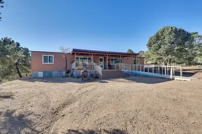 Hualapai Mtn Views on 2 Acres: 'Thunderhead' Home