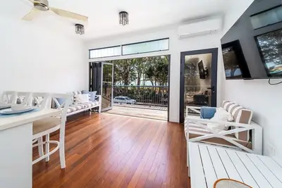 Image de Urangan Pier Villa #3