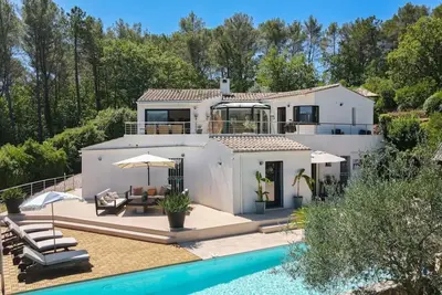 Image de Magnifique Villa – La Villa Blanc