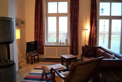 Image de Tastefully furnished - directly on the beach, fireplace, terrace, elevator