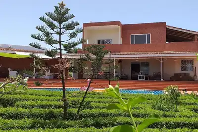 Image de Villa De Charme à Somone\nPiscine Privée, Magnifique Jardin! Lagune & Mangrove