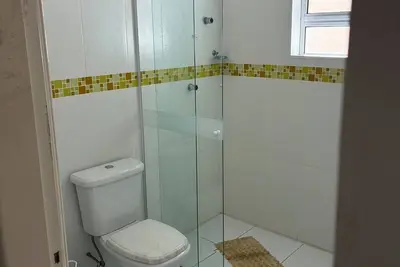 Image de House in Peruibe, close to the beach, sleeps up to 10 people, pets allowed.