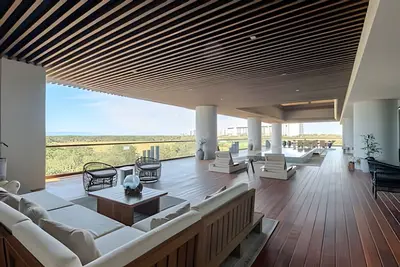 Image de The Four Bedroom Empire Estates