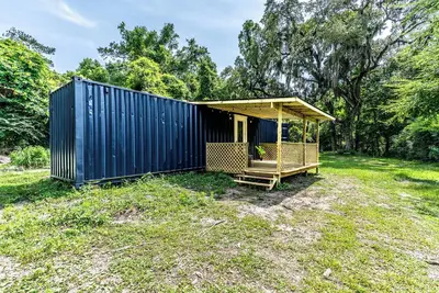 Image de Elegant 2br Container Home | Nature Retreat | Peaceful & Unique