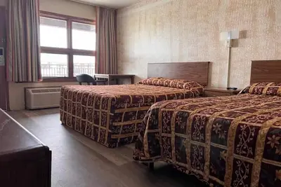 Image de Pet-Friendly Room for a Perfect Family Getaway! Free Onsite Parking