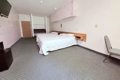 Image de Whimsy Castle-Style Retreat Near Iconic Ida Grove Landmarks – 5 Min Drive