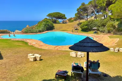 Image de Casa da Prainha - 2 Bdr/ 200m to the beach/ 3 pools/ Sports friendly