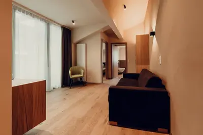 Image de Chambre « Murrer Suite 307 » avec vue sur la montagne, jardin commun et Wi-Fi