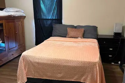 Image de 2-bedroom studio in serene Hagerstown with Ac comfort