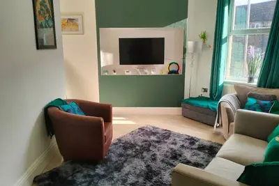 Image de Canalside View House - Modern 11 Bed Retreat in the Yorkshire Dales