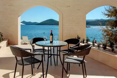 Image de 1 bedroom stunning apartment in Klek