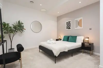 Image de Modern 2 Bed Ground Floor Flat up to 6 guests