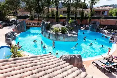 Image de Mobil-home | Comfort | 2 Ch. | 4 pers. | Terrasse surélevée | A/C | Tv