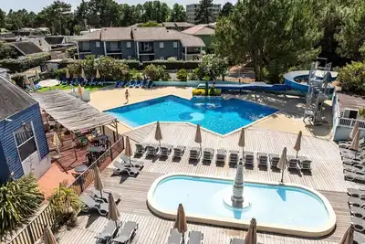 Image de Mobil-home | Classic | 2 Ch. | 4 pers. | Terrasse simple | A/C