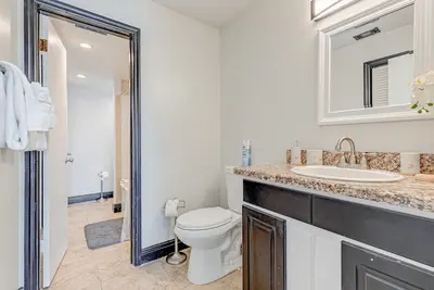 Image de 3br/2. 5ba Indialantic Duplex: Dog-Friendly Fenced Yard, Walk to Paradise Beach & Private Balcony