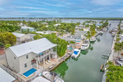 Key Vaca ~Waterfront Home with Pool & 75' Dock