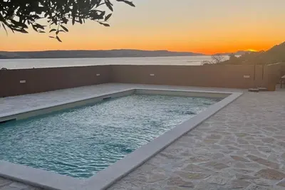Image de Appartement d'une chambre avec le balcon et la vue sur le mer Lukovo Šugarje, Karlobag (A-24896-a)