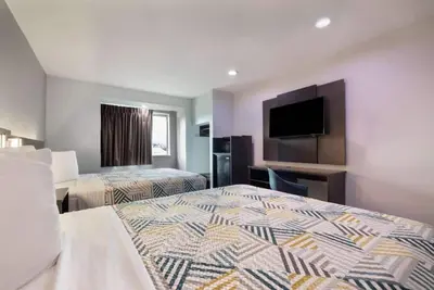 Image de Ada 2-chambres | Piscine | Wi-Fi