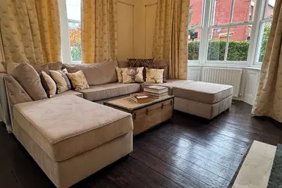 Image de Charming 4bdr Spacious Sheffield Home with Parking