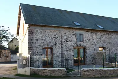 Image de La Ferme de la Baconnerie, Gîte la Charreterie