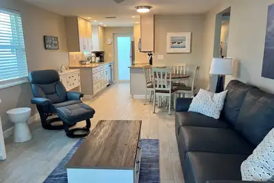 B08 - Soak Up the Sun on Siesta Key