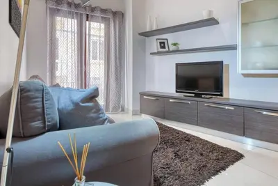 Image de Cosy 2br Apt with Balcony in the Heart of Sliema!