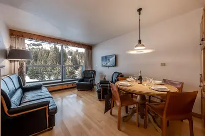 Image de Appartement lumineux avec cuisine équipée à Courchevel