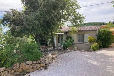 Image de Maset des Amandiers Studio indépendant complété par une Chambre Suite au calme