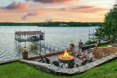 Gather in Style: Space, Views & Comfort