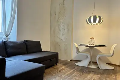 Image de Downtown Milan Apartment at Lecco 3