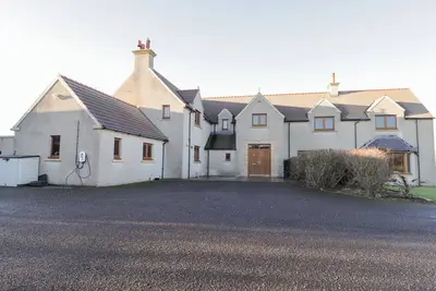 Image de Northbanks House, pet friendly, with hot tub in Castletown