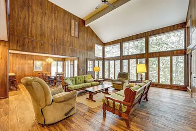 Image de Near Manistee National Forest! Retro Cabin Retreat