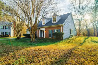 Image de Ballantyne Single-Story Ranch off the Greenway