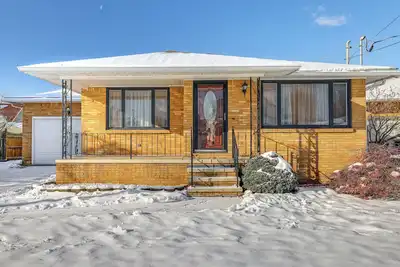 Image de Home 5 Mi to Dtwn Buffalo! Easy I-190 Access