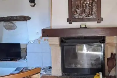 Image de Location gîtes pour 8 personnes dans village médiéval