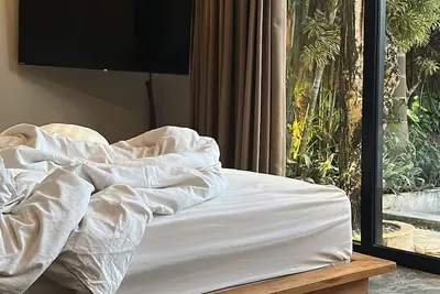 Image de 4br Villa w/ Pool & Bathtubs, Near Beach Clubs