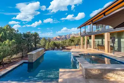 Image de Vortex View –Luxury Sedona Retreat with Infinity Pool Game Room & Red Rock Views